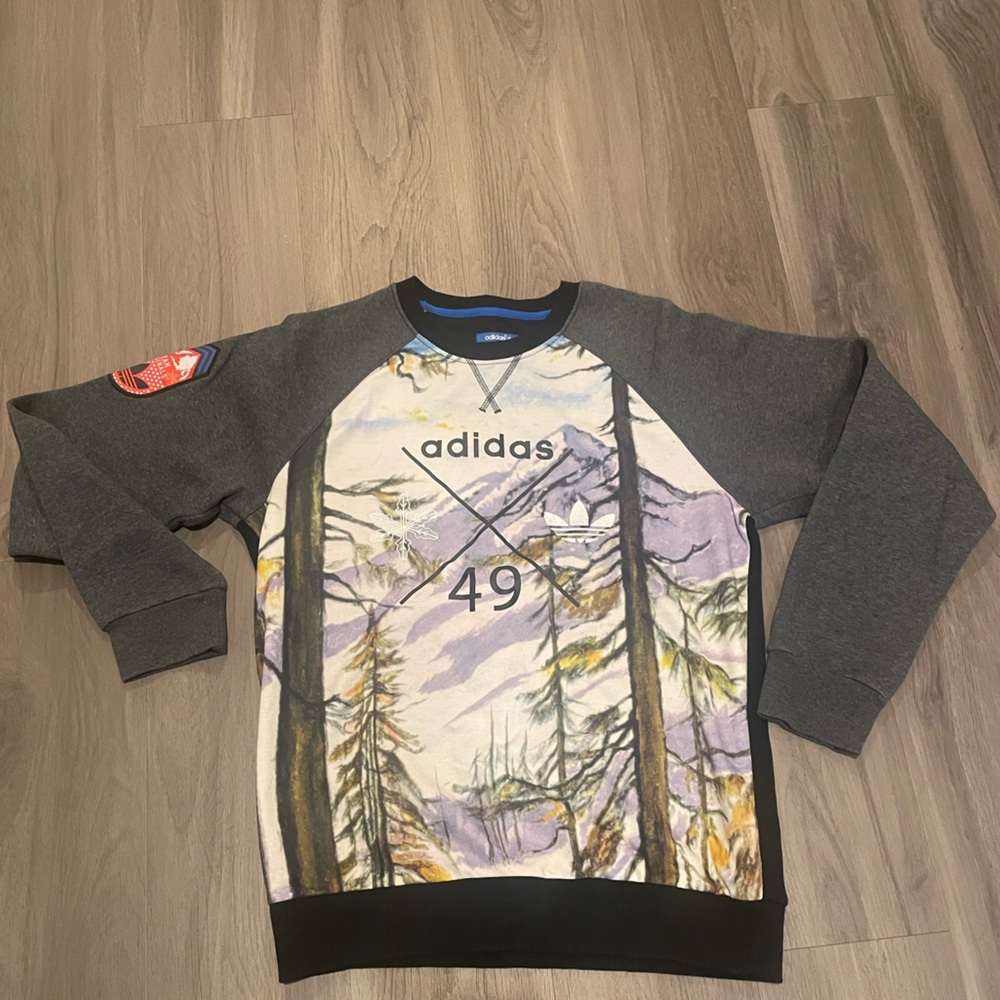 Men’s Vintage Adidas 2011 Winter Games Crewneck — Size M
